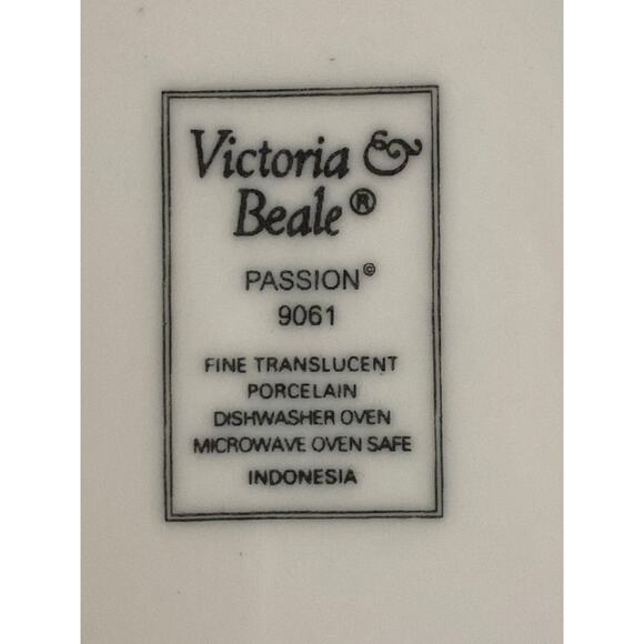 Decorative plate by Victoria & Beale 6.25" Black with Orange "Passon" design EUC - Picture 8 of 10